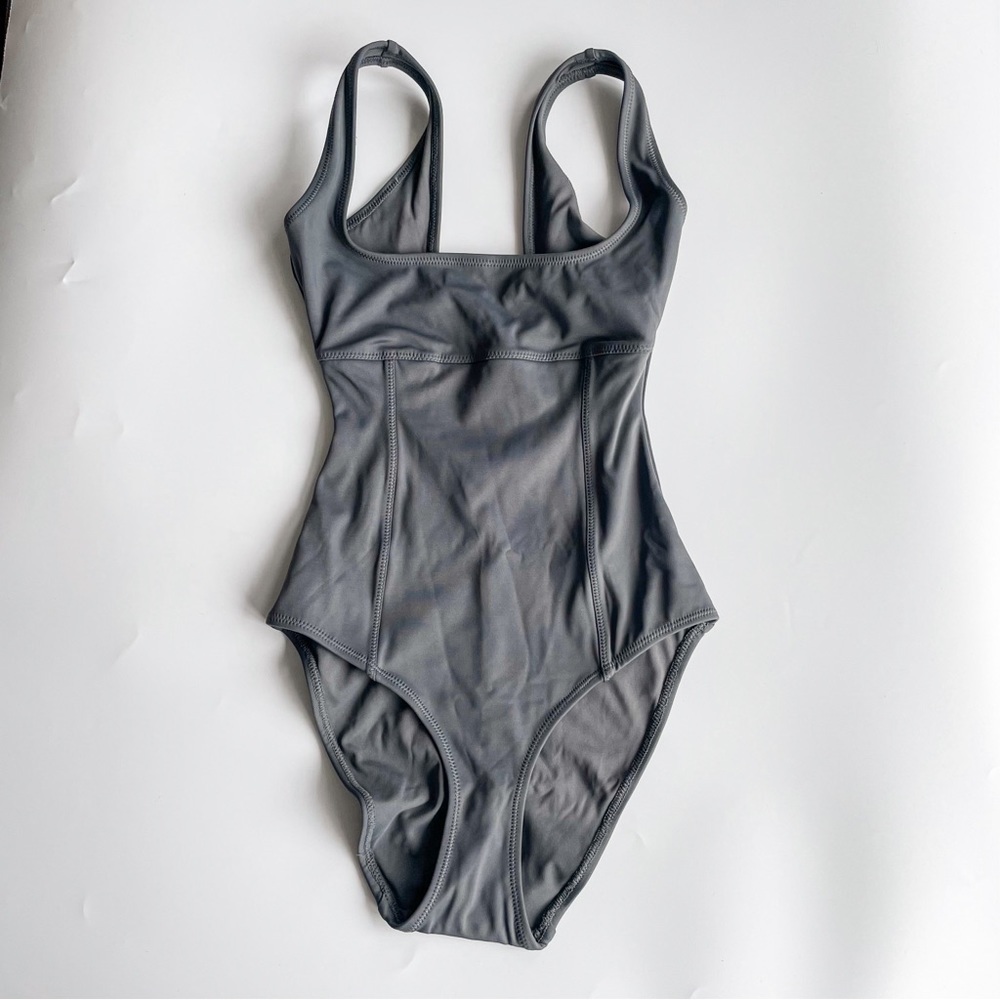 SKIMS Sculpting Swim Tank One Piece in Gunmetal size XXS SKU:28R - Picture 3 of 6